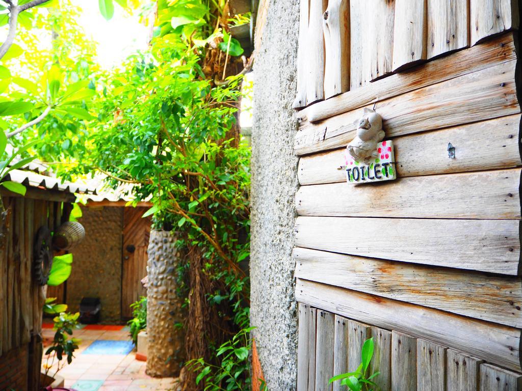 Three J Guesthouse กำแพงเพชร ภายนอก รูปภาพ