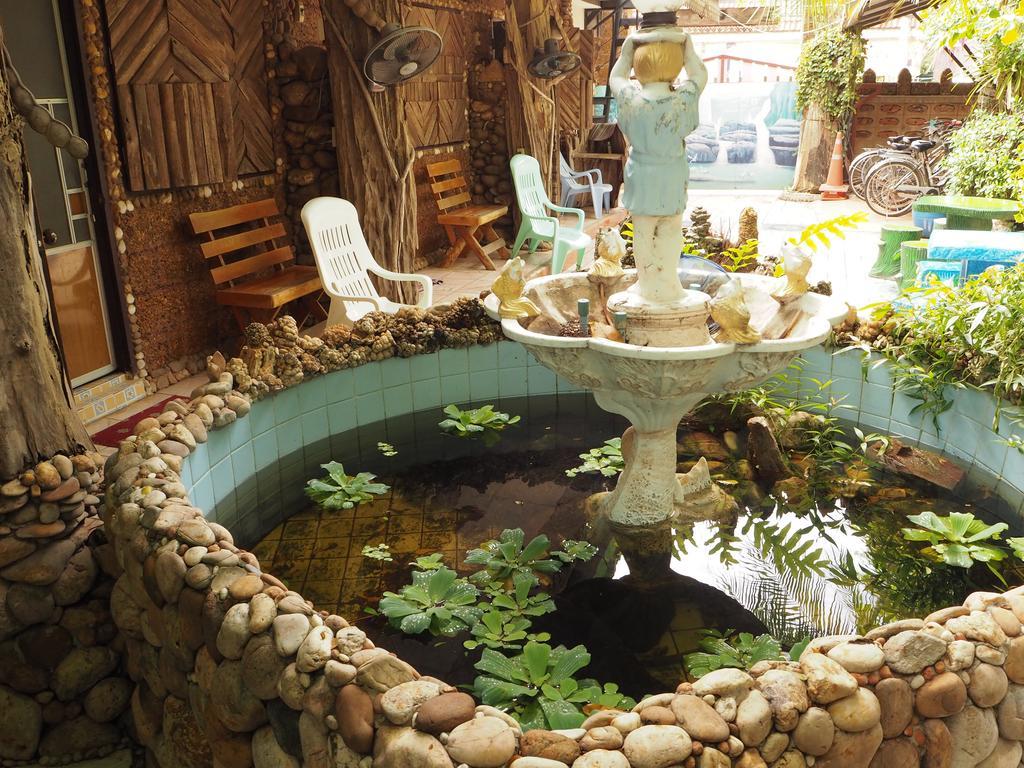 Three J Guesthouse กำแพงเพชร ภายนอก รูปภาพ